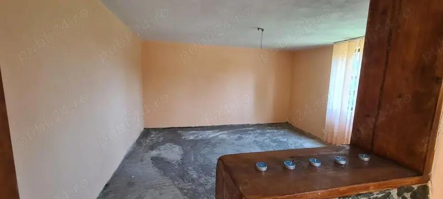 Proprietate unica la marginea ora?ului Targu Jiu Casa solida P+1 + teren intravilan ?i extravilan - 8