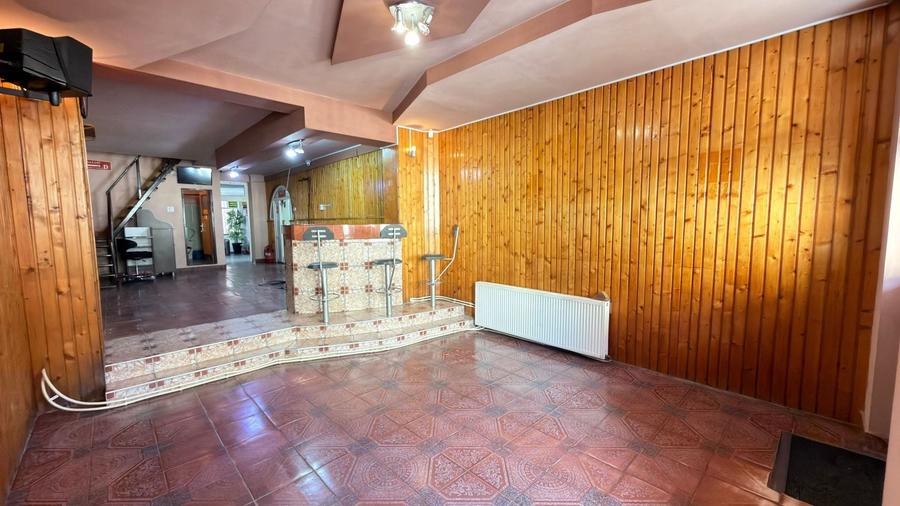 Spațiu comercial, de 161 mp, în Central