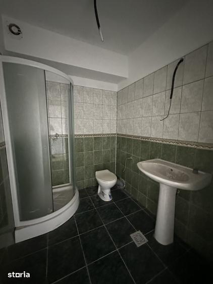 Spațiu comercial, de 936 mp, în Valea Călugărească