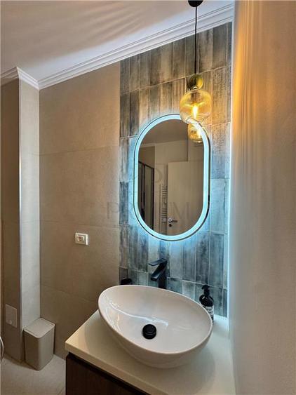 Apartament cu 3 camere decomandat în Circumvalațiunii