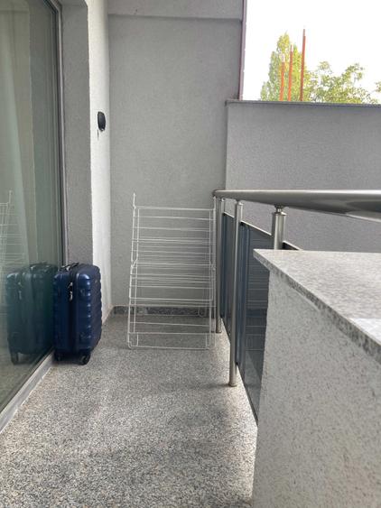 Apartament cu 2 camere decomandat în 1 Mai
