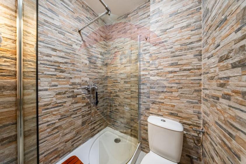 Apartament cu 3 camere decomandat, mobilat în Micălaca