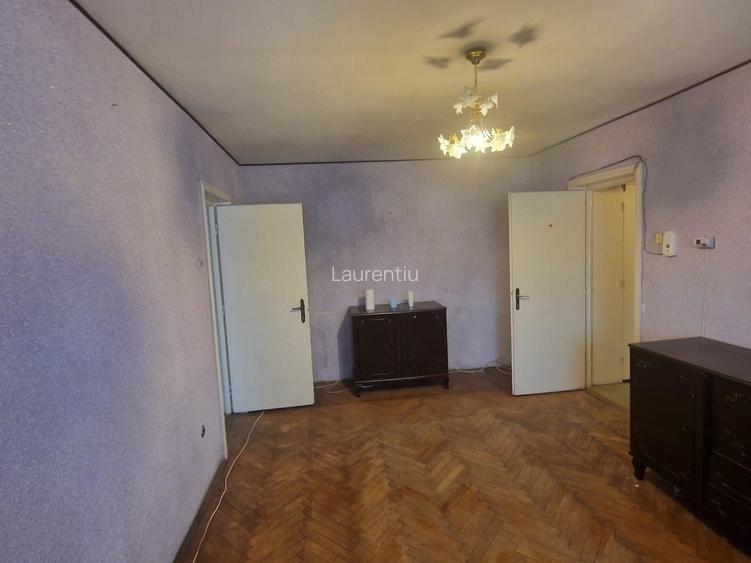 Ap 2 cam Hotel Ceahlau 50mp etaj 1 centrala termopan termoizolat