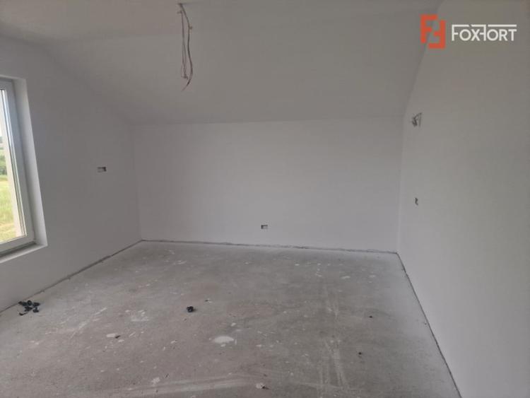 Casa cu 5 camere, 617 mp teren, Mosnita Veche - 6