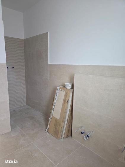 Casă cu 4 camere cu Teren 430 Mp în Central