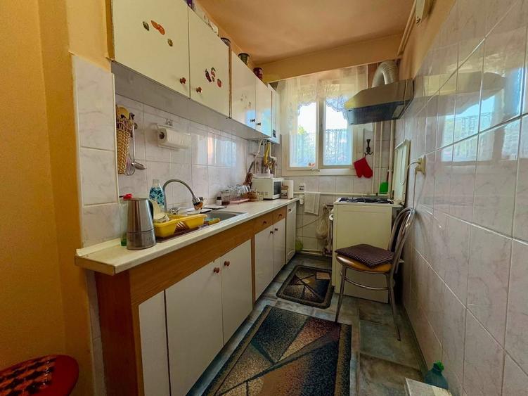 Apartament cu 2 camere semidecomandat în Central