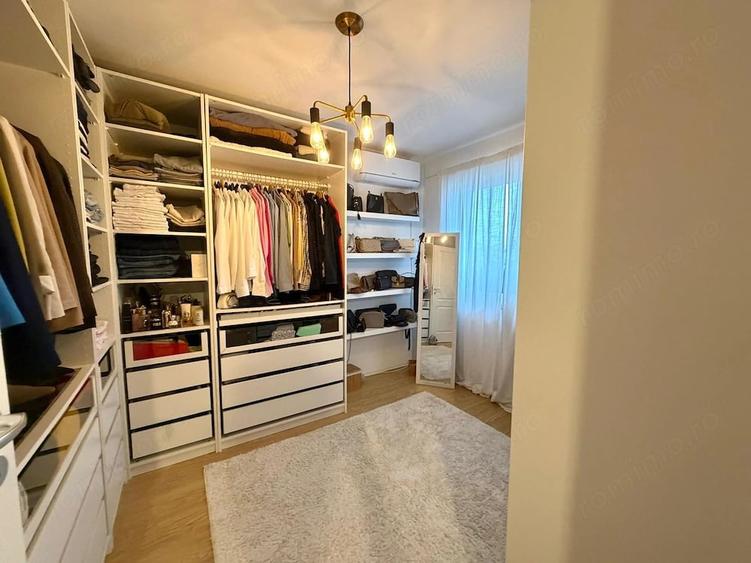 Casă cu 4 camere cu Teren 250 Mp în Giroc