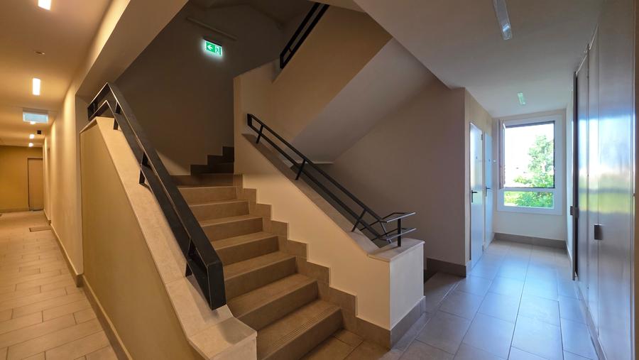 Apartament cu 2 camere semidecomandat în Bd. Laminorului