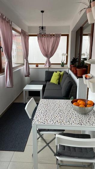 Apartament cu 2 camere decomandat în Central