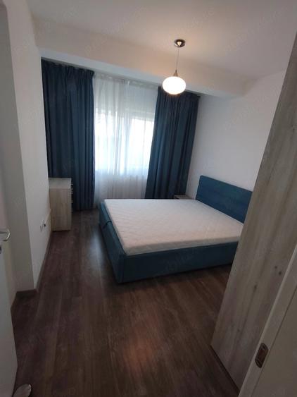 Apartament cu 2 camere decomandat în Titan