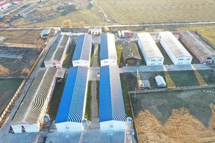Spațiu comercial, de 1,200 mp, în Leș