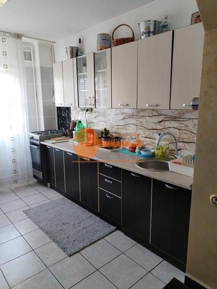 Apartament 3 Camere Decomandat | 2 Băi | Metrou Râul Doamnei – 2 Min - 12