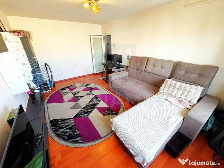 Apartament cu 2 camere decomandat în Lăpuș Argeș