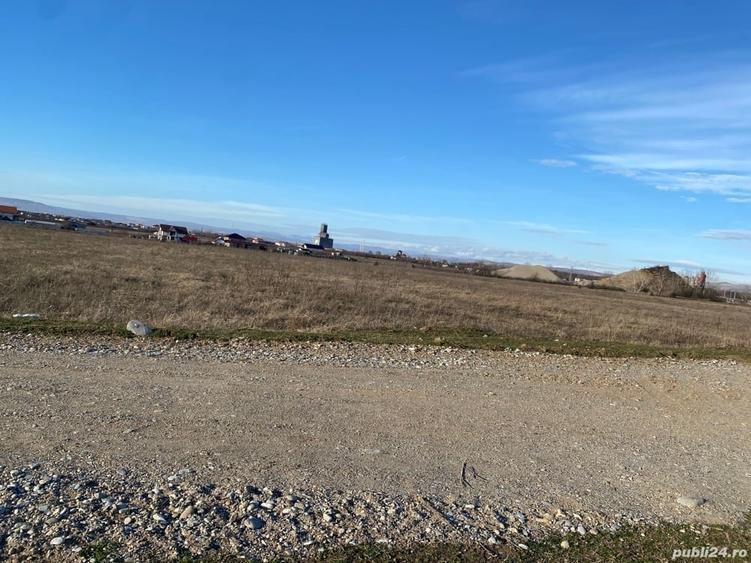 Teren de 800 mp, în Șimian