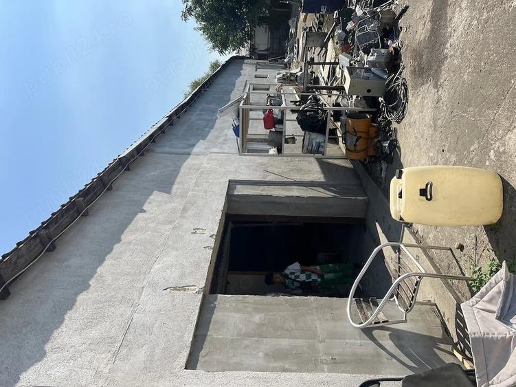 Spațiu comercial, de 3,500 mp, în Central