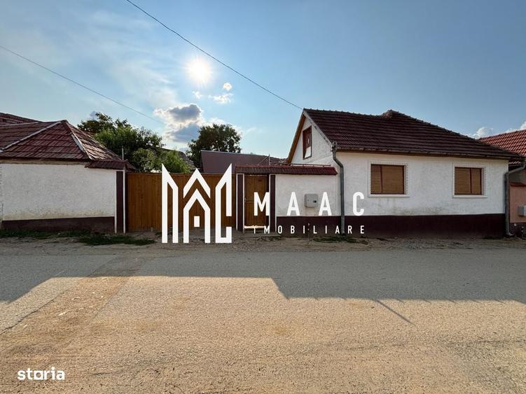 Casă cu 4 camere nedecomandat în Pianu