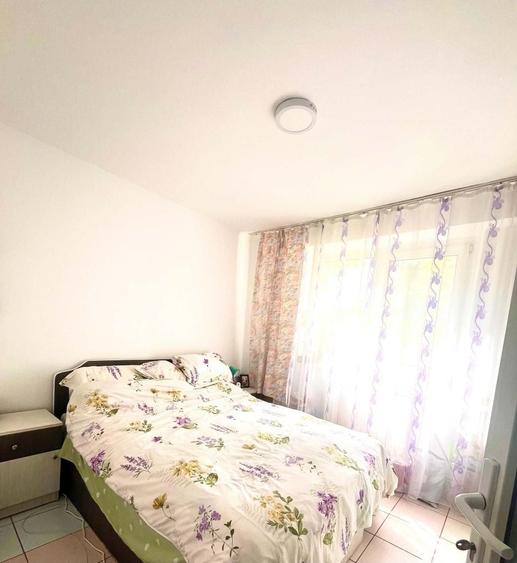 Vand apartament 2 camere - 4