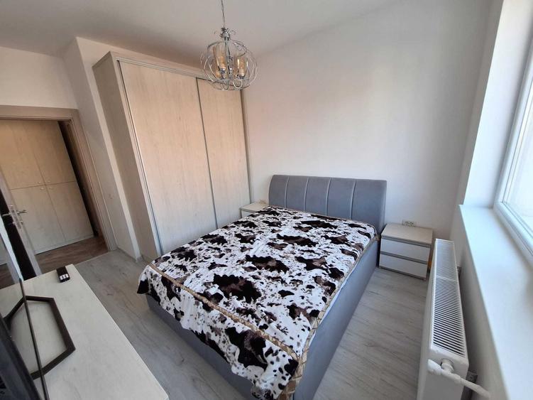 Apartament cu 2 camere decomandat în Păcii