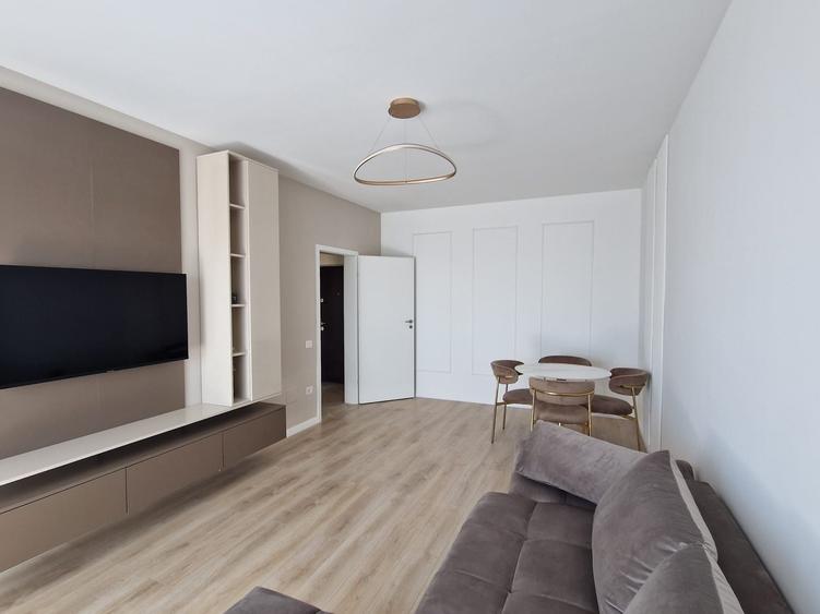 Apartament cu 2 camere decomandat în Runcu