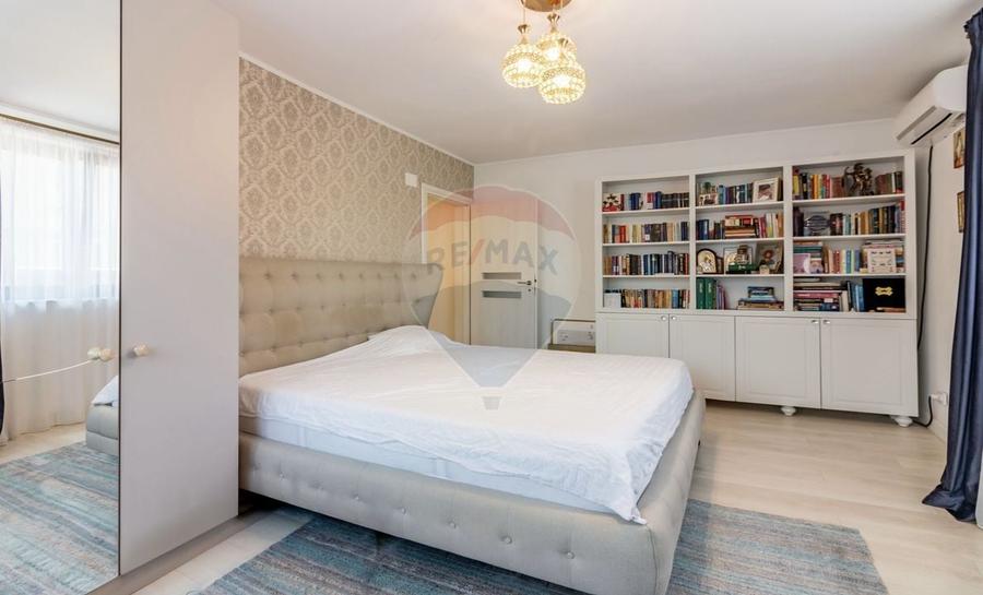 Casă individuală cu 5 camere cu Teren 132 Mp în Domenii