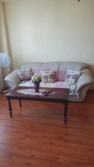 Apartament cu 4 camere semidecomandat în Berceni