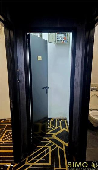 Spațiu comercial, de 74 mp, în Roșu