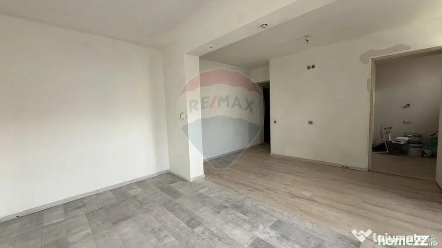 Apartament cu 2 camere semidecomandat în ISR