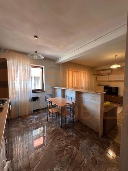 Apartament cu 2 camere decomandat, mobilat în Faleza Nord