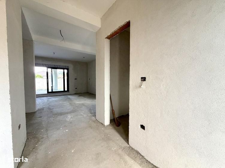 Casă cu 4 camere în Ghiroda