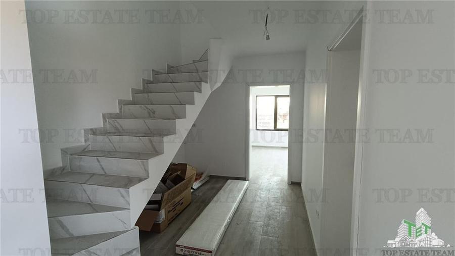 Duplex cu 3 camere cu Teren 300 Mp în Odăi