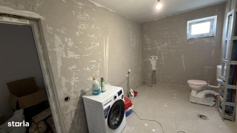 Casă cu 4 camere în Chinteni