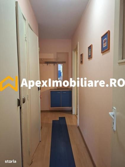 Apartament cu 2 camere decomandat în Drumul Taberei