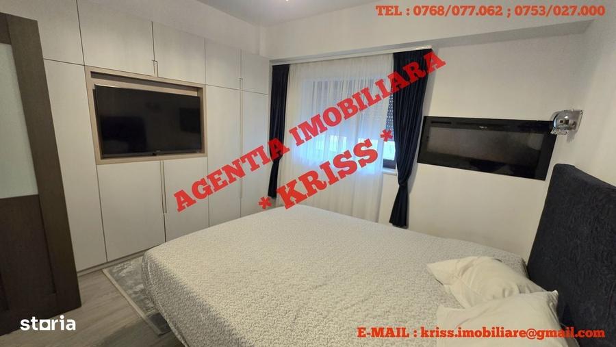Apartament cu 4 camere decomandat în Trivale