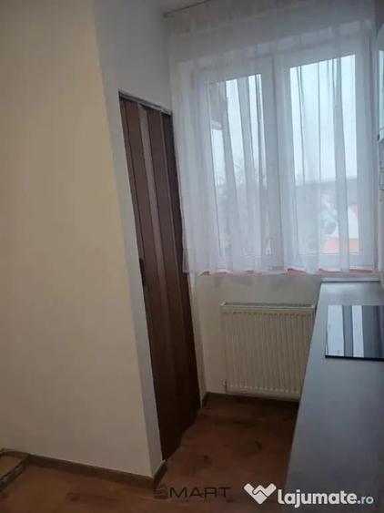 Apartament cu 2 camere decomandat în Turnișor