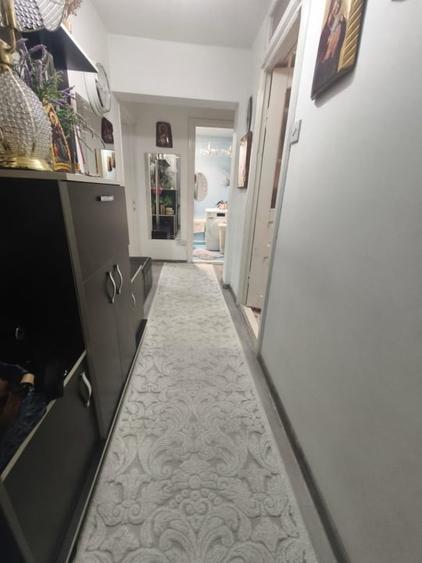 Apartament cu 2 camere decomandat în Siret