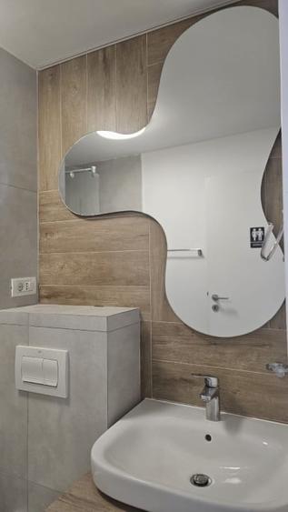 Apartament cu 4 camere decomandat în Decebal