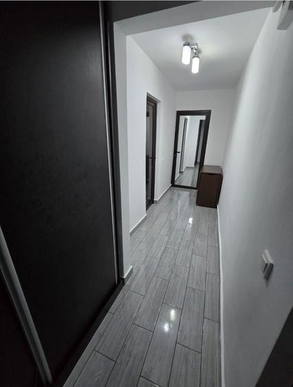 Apartament cu 2 camere semidecomandat în Unirii Sud