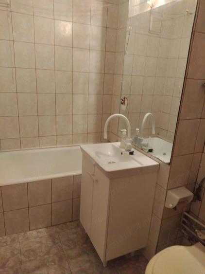 Garsonieră decomandată în Berceni
