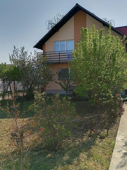Casă cu 4 camere în Ciocănești