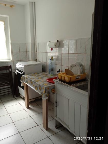 Apartament cu 2 camere semidecomandat în Timpuri Noi