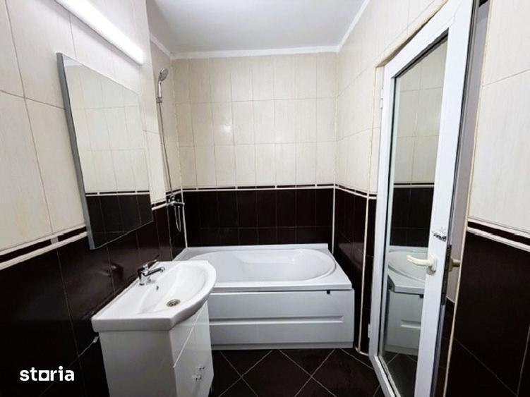 Apartament cu 3 camere decomandat în Nicolae Titulescu