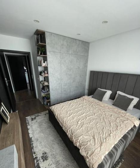 Apartament cu 3 camere decomandat, mobilat în Băneasa