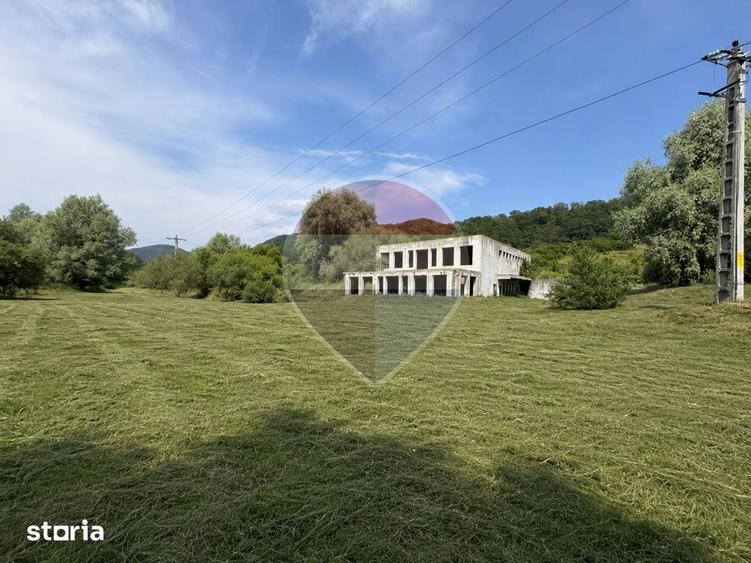Spațiu comercial, de 400 mp, în Central