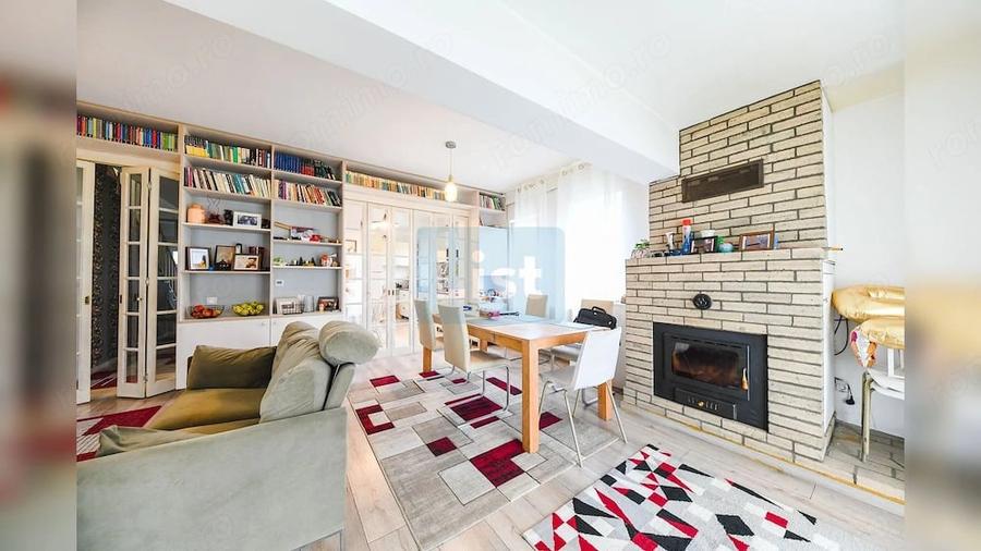 Casă cu 7 camere cu Teren 500 Mp în Gilău