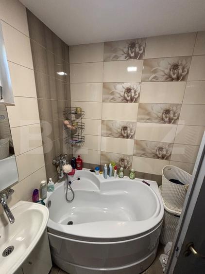 Casă individuală cu 3 camere cu Canalizare în Sântana de Mureș