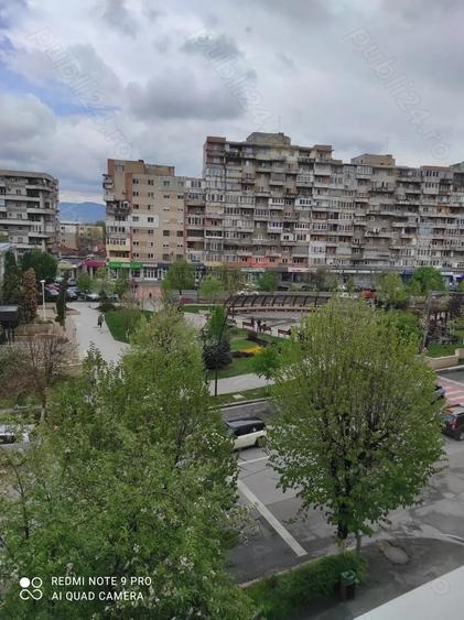 Apartament cu 2 camere decomandat în 22 Decembrie