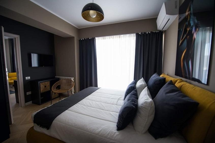 Apartament cu 2 camere semidecomandat, mobilat în Sat Vacanță — fotografia 3