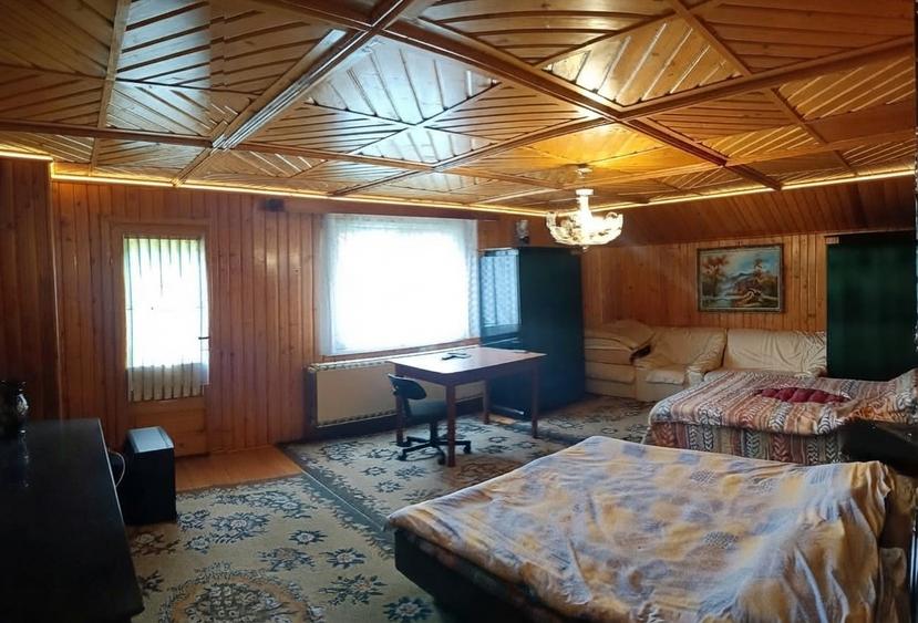 Casă cu 10 camere cu Canalizare în Breaza