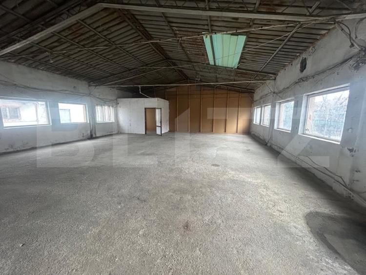 Spațiu industrial, de 150 mp, în Centură