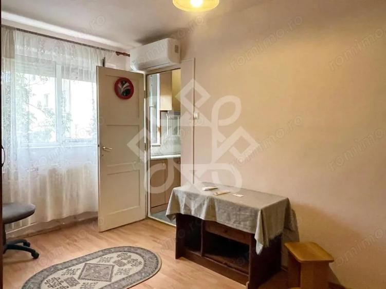 Garsonieră semidecomandată în Rogerius